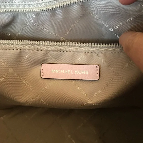 🌼Michael Kors Set - Picture 11 of 16